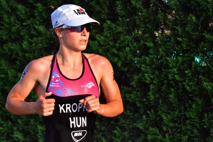 Az olimpiáról álmodik Kropkó Márti, a BGE válogatott triatlonosa